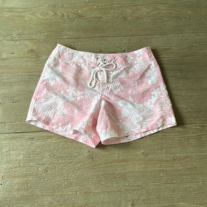Outlooks vintage y2k boardshorts pink and white hibiscus flower pattern size S